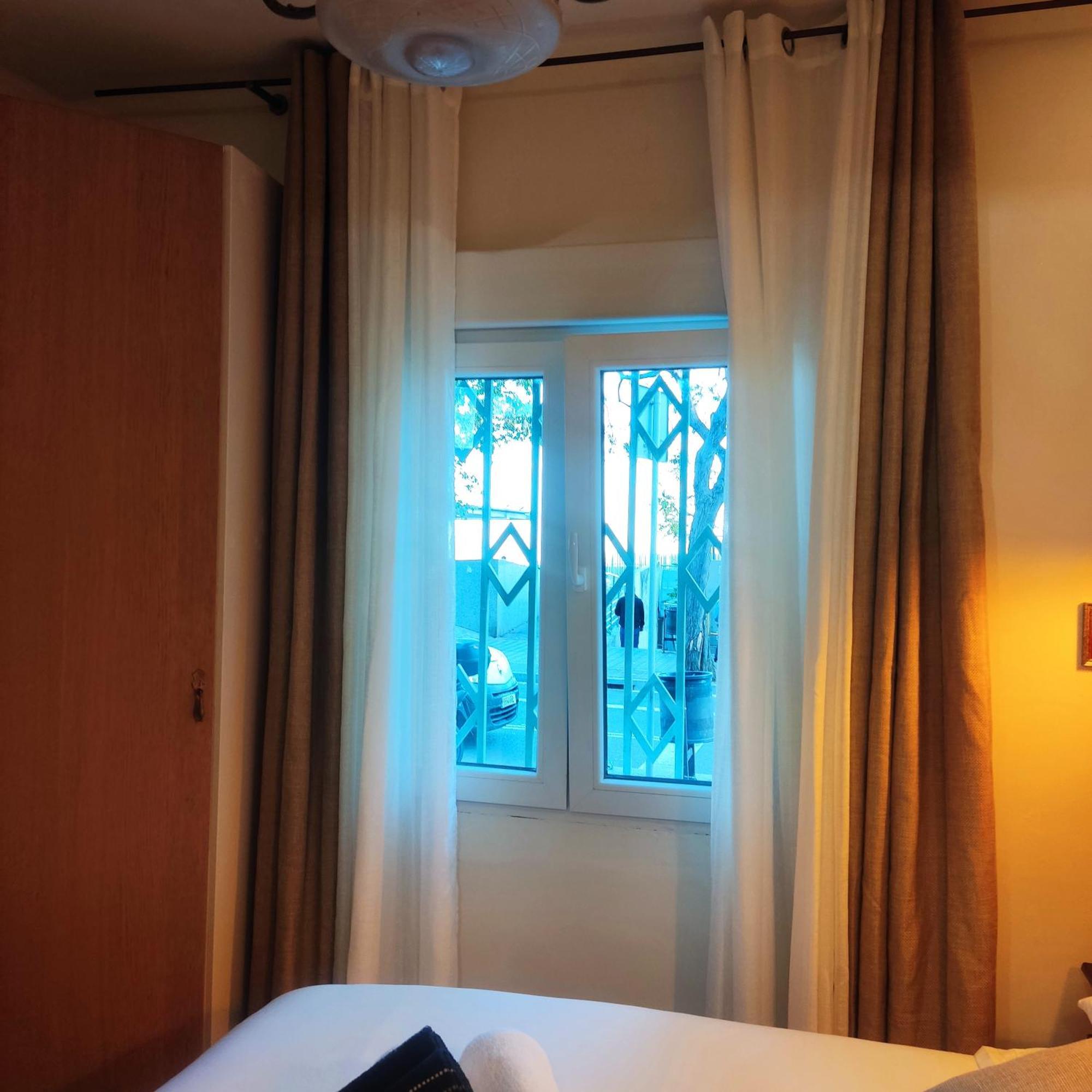 Studio Or Rooms With Private Bathroom Or Rooms With Shared Bathroom Barcelona Exterior photo